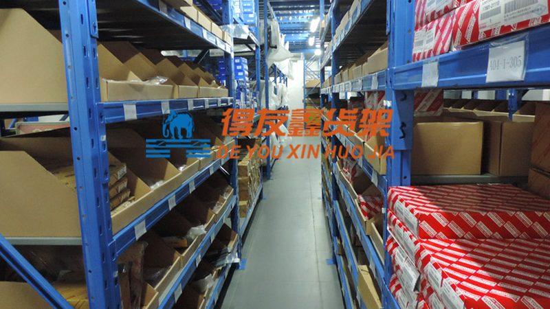 汽车大灯灯泡更换，这些注意事项你了解吗？**